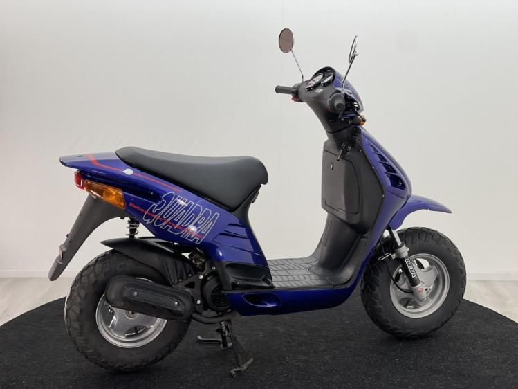 Beta Quadra Blauw